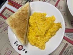 滑蛋三文治-華人 華星冰室(氹仔 店)