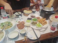 -梅利汴京烤鸭•开封豫菜地标店(东大街店)