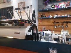 -Be Lived Cafe比例咖啡(摩天轮店)
