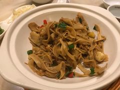 油焖笋干-十二饭点·川菜(北站圆融店)