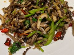 -蒙艾里民族传统菜蒙餐