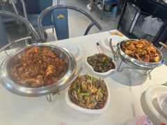 -凤凰路何眼镜香辣蟹(花果园店)