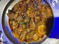 -徐记小怪兽肉蟹煲店(哈西万达金街店)