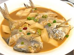 家烧白扁中鲳鱼-甬府小鲜(万象城店)