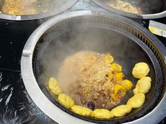 -袁小二大东北铁锅炖(吉祥村总部)