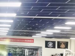 -拳义格斗搏击散打泰拳拳击俱乐部(裕华店)