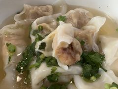 虾仁大馄饨-南城香·饭香串香馄饨香(赵公口店)