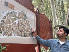 -艾提尕尔清真寺