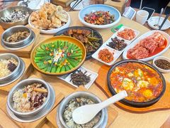 -百年石锅饭(阿里郎美食街店)