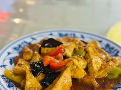 -天天向上素食餐厅(五台山店)