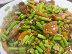 炒鸭杂-余杨鸭鸭餐厅