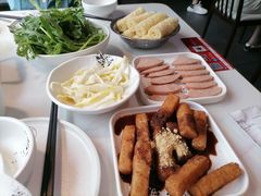 -德林酸菜鱼火锅(南丹店)