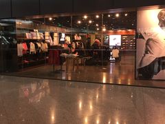 -NIKE品牌体验店(金源新燕莎店)
