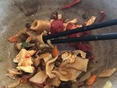-秦香陕西食府(华贸天地店)