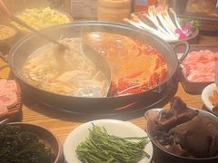 -巴卤社老火锅(财富店)