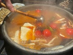 -Ameigo梅果·云贵川bistro(长宁来福士店)