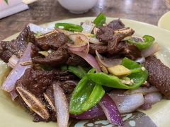 黑椒牛仔骨-贞姨美食·老字号海鲜大排档