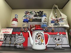 -泡泡玛特POPMART (北京超极合生汇店)