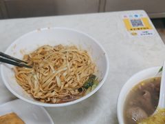 -华威达牛庄(黄埔大道西店)