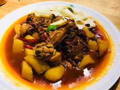 沙湾大盘鸡-塔哈尔·新疆盛宴(城西银泰店)