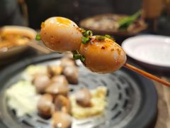 钵钵鸡-日进一片海.生腌海鲜火锅.宵夜烧烤(三里屯总店)