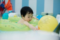 点击看大图 -Pony Baby宝尼婴幼儿游泳SPA馆