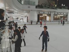 -冰纷万象滑冰场(深圳万象城店)