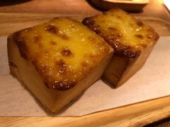 面包一直诱惑-弄堂里·寻味杭州(湖滨银泰in77C区店)