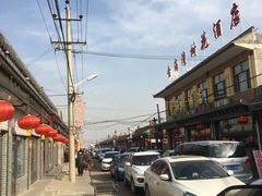 -暖泉小吃广场
