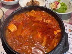 -益百岁牛尾汤主题餐厅(辛庄街店)