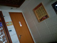 包房-俏夫人(德吉路店)