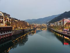 -古城苗家土菜馆(河景餐厅店)