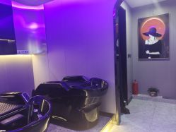 -TOP HAIR SALON