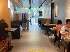 大堂-麦当劳(徐汇漕溪北路百脑汇店)