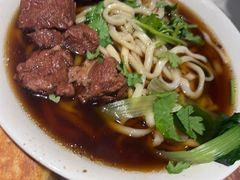 -清真吴记门钉肉饼·喜多利