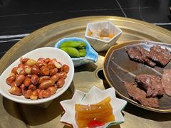 -山川小町·极番烧肉(新地假日广场店)