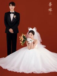-樱花婚纱摄影