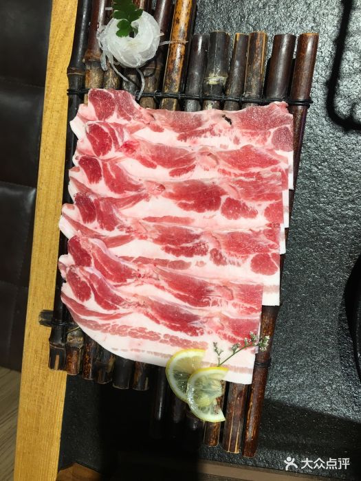 韩盛古法烤肉(沈北积家店)黑猪五花图片 - 第1张