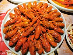 -冰冰龙虾·江湖菜·花园江景餐厅