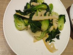 -耶里夏丽·新疆菜(田林东路店)