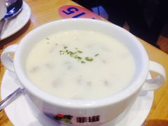 -菲滋意式餐厅(富阳东方茂店)
