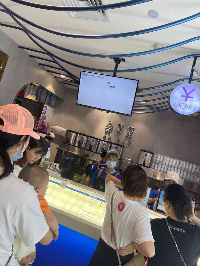 负一楼新开的店主打着养生不发胖看了看菜单确实加料