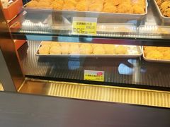 面包甜点陈列柜-鲍师傅糕点(百盛西南商都店)