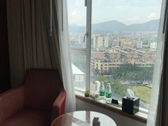 -汕尾巴黎半岛酒店