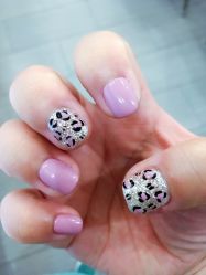 手部美甲-小红楼美甲美容中心