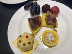 -蓝钻·国际美食海鲜自助百汇(西直门店)