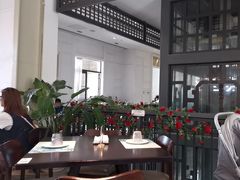 -22ºN BISTRO西餐&酒馆(石奥商业街店)