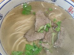 -十二忠手拉面(燎原街店)