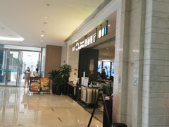 -港丽餐厅(高德置地店)