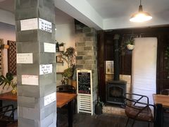 -蓝壁虎咖啡酒馆